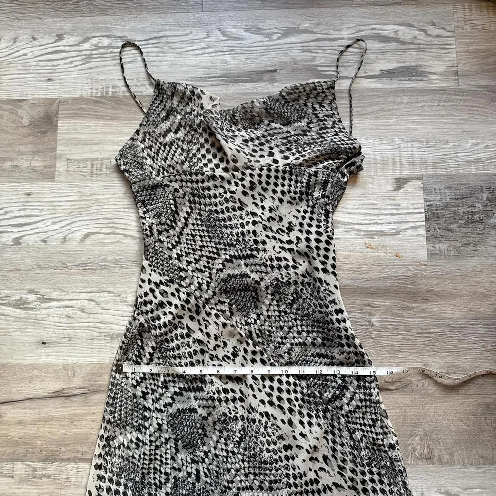 ZARA ZARA LONG ANIMAL PRINT MAXI DRESS - SIZE XS - BRAND NEW WITH TAG - Picture 5 of 8